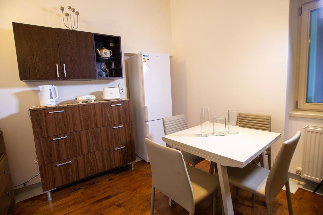 Alessia Apartment In The Old Town تيميشورا المظهر الخارجي الصورة